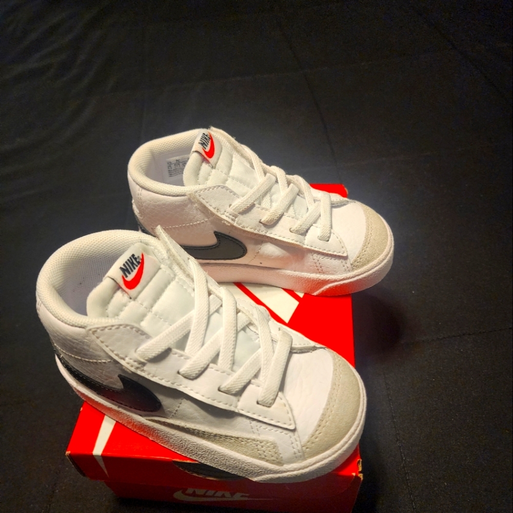 Nike blazer